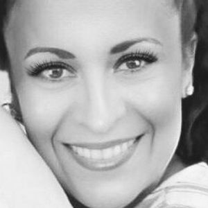 Meet your Posher, Valorie